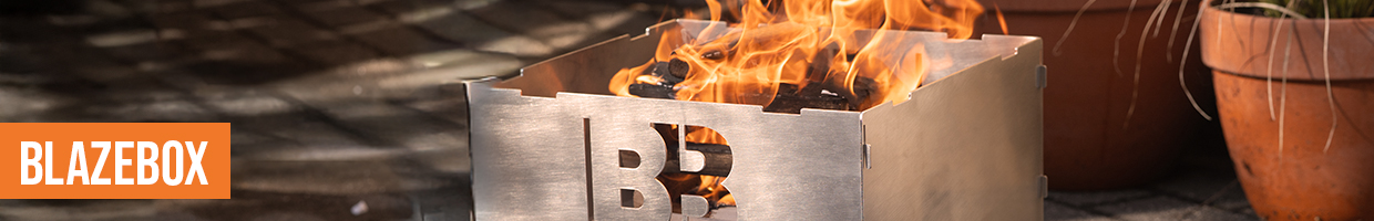 Loderndes Feuer in BlazeBox Cube