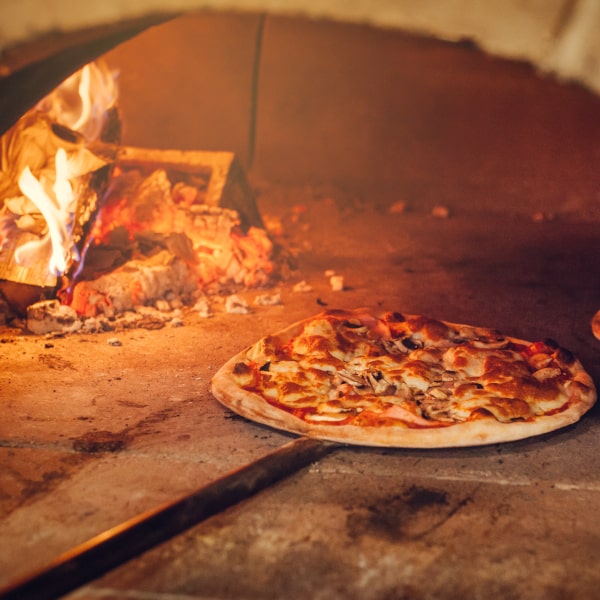 Rezepte für Pizzaöfen, Feuerplatten & Pizzasteine