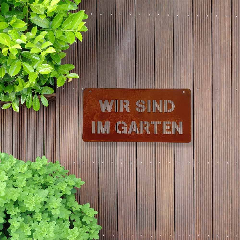 Schild im Garten »