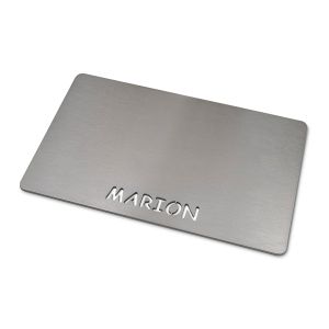 Frühstücksbrett mit Wunschname aus Edelstahl 24x15cm Schamotte-Shop.de