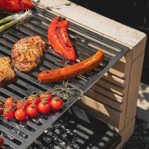 Grillen auf dem Grillrost 40 cm auf Maß aus Stahl mit Gartengrill von Schamotte-Shop.de