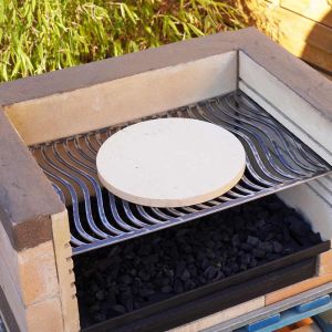 Pizzastein rund Ø 49 x 3 cm für den Grill lebensmittelecht PUR Schamotte Schamotte-Shop.de