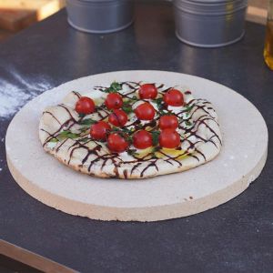 Pizzastein rund Ø 44 x 5 cm| lebensmittelecht | PUR Schamotte | Schamotte-Shop.de