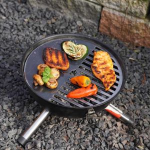 Runder Grillrost mit integrierter Grillplatte auf Maß