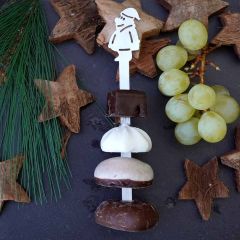 Burgerspieß Nikolaus aus Edelstahl mit Weihnachtssüßigkeiten