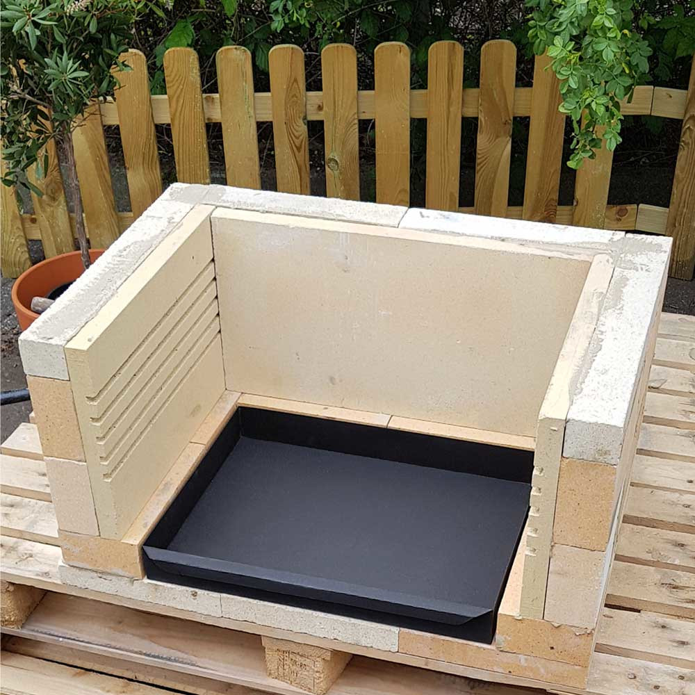 Grillplatz Bausatz für den Garten mit Bauanleitung + Tipps