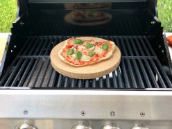 Pizzastein für den Grill