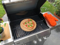 Outdoor » Grills, Feuerplatten & Pizzasteine