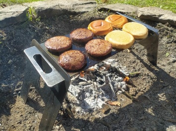 Testbericht: Feuerplatte to go mit Grillrost