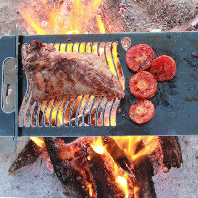 Testbericht der Feuerplatte to go: Grillen in Argentinien