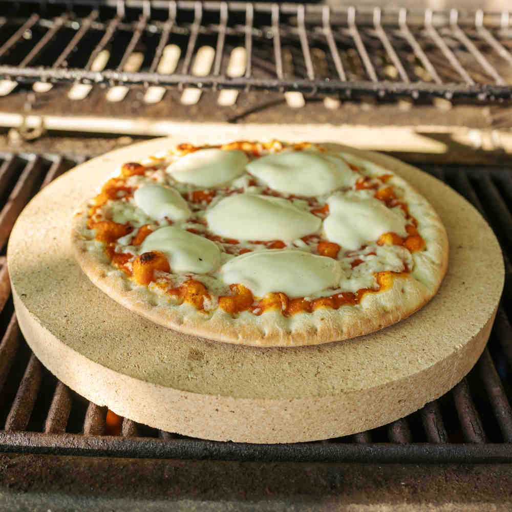 Pizzastein für den Grill im Produkttest