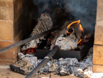 Pizzaofen reinigen und pflegen