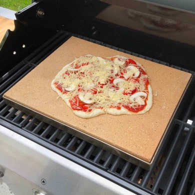 Pizzastein für den Grill