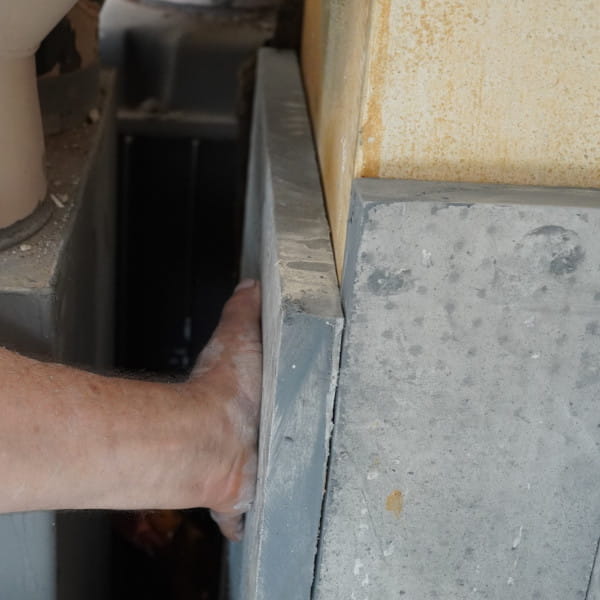 Calcium Silikat Platte andrücken