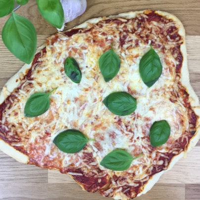 Die perfekte Pizza Margherita belegen