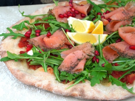 Fertige Pizza Salmone