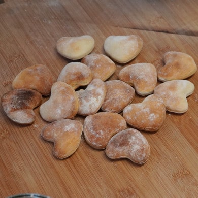 Valentinstags-Rezept: Herzkekse backen