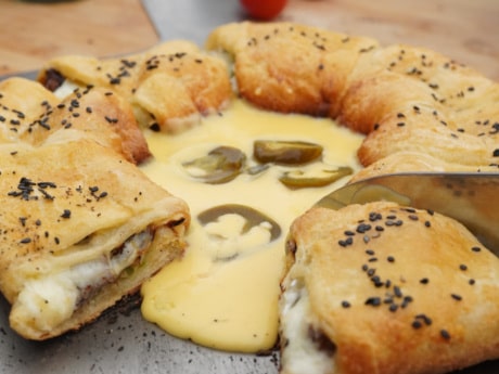 Cheese Steak Ring aus dem Pizzaofen