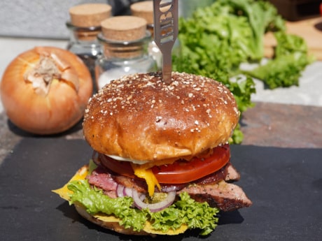 Feuerplatten Rezept: Chimichurri Steak Burger