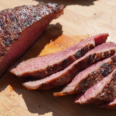 Feuerplatten Rezept: Chimichurri – Steak Burger
