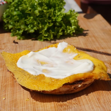 Feuerplatten Rezept: Chimichurri – Steak Burger