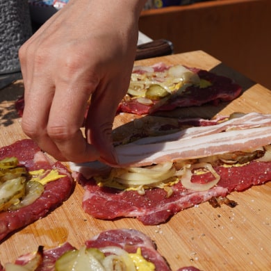 Feuerplatten Rezept: Pin Wheels grillen