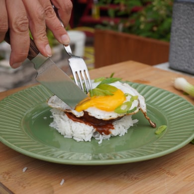 Rezepte Feuerplatte: Herzhaftes Frühstück Loco Moco