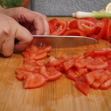 Hawaiianisches Rezept für die Feuerplatte: Lomi-Lomi Salat