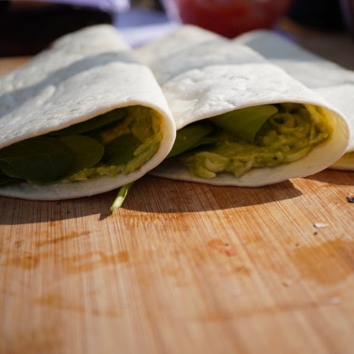 Quesadilla mit Spinat und Avocado