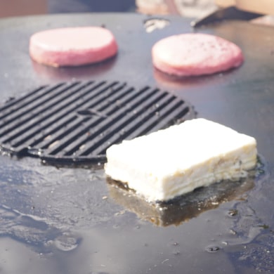 Vegetarischer Bienenkönig-Burger