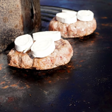 Burger vom Damhirsch zubereiten