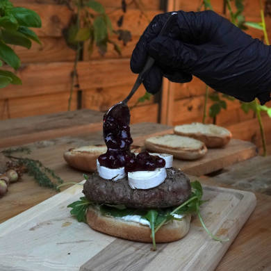 Burger vom Damhirsch zubereiten