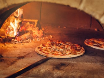 Tolle Rezepte für den Pizzaofen: Backen, Braten und Kochen