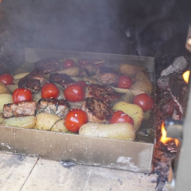 Niederrheinisches Schweinefilet mit Ofen-Honiggemüse