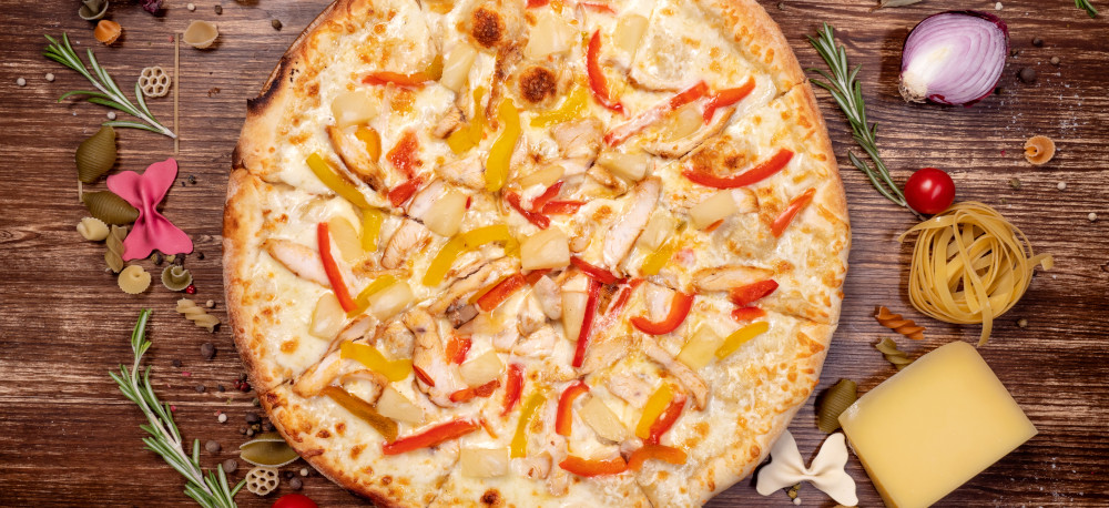 Rezept: Pizza Bali im Pizzaofen backen