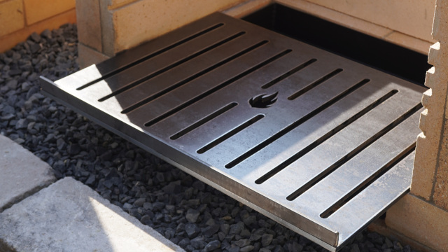 Ascherost Grillkamin